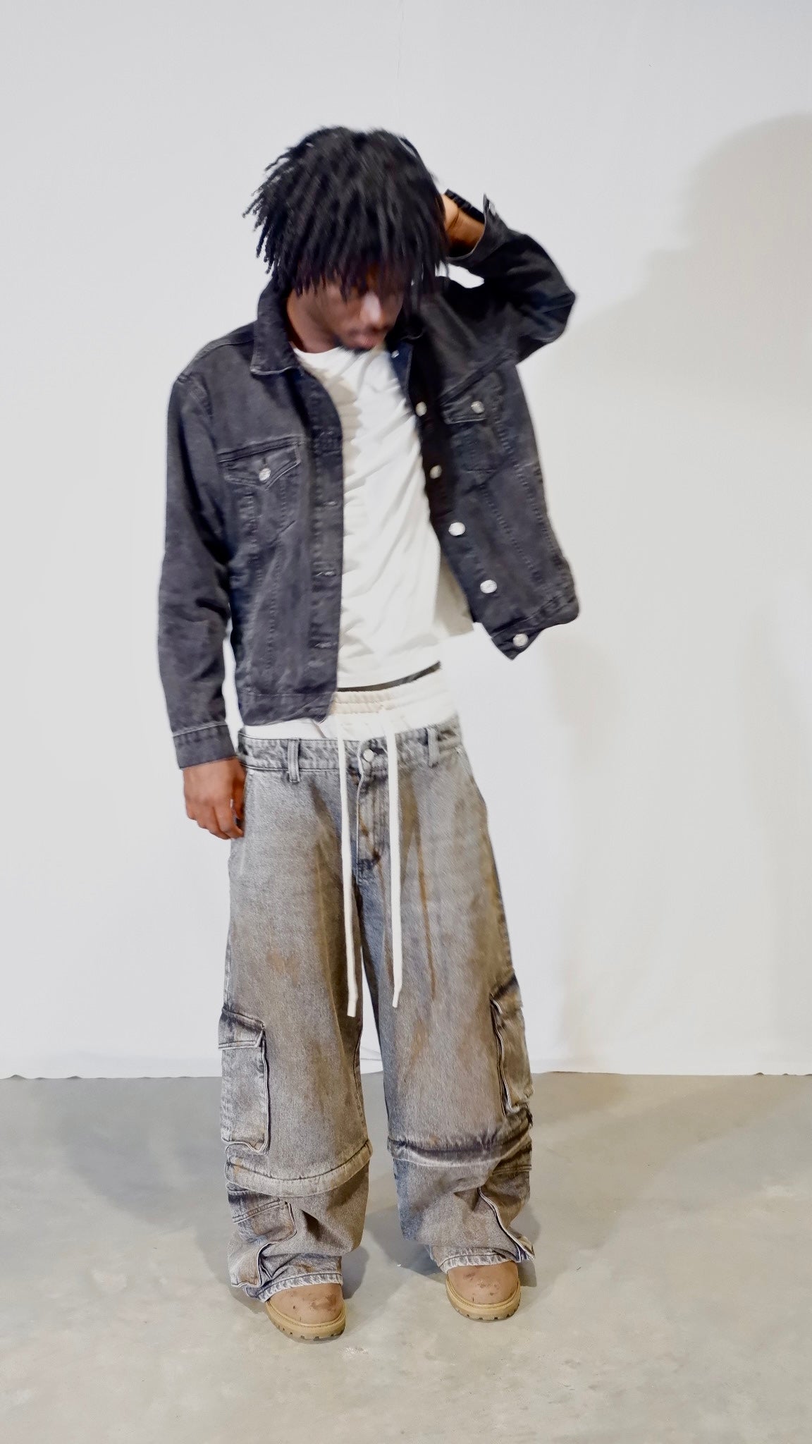 Mud-Wash Double Waisted Cargo Jeans